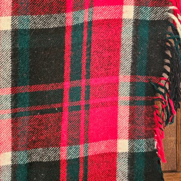 Vintage Troy Leisure Blanket lap robe throw black red green white 51x57 fringed - Picture 8 of 10